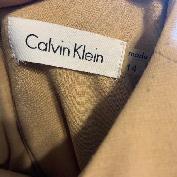 Classic Calvin Klein dress - Picture 5 of 5